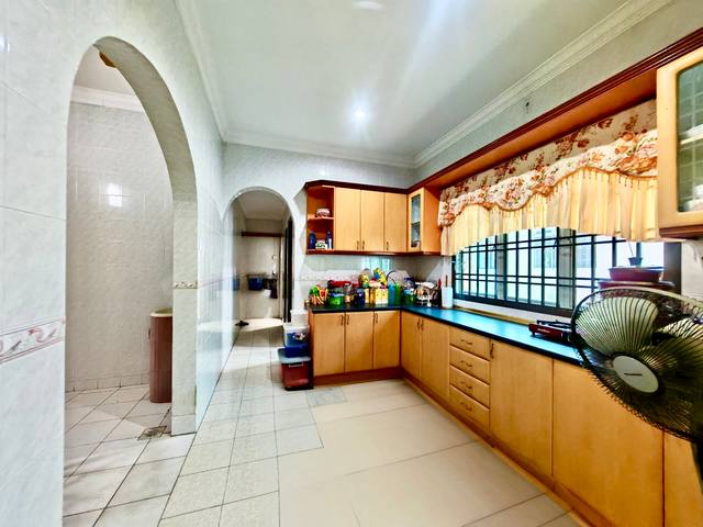 Impian Emas - Double Storey Terrace Corner / Full Loan Unit / Gated & Guarded - Thumbnail 12
