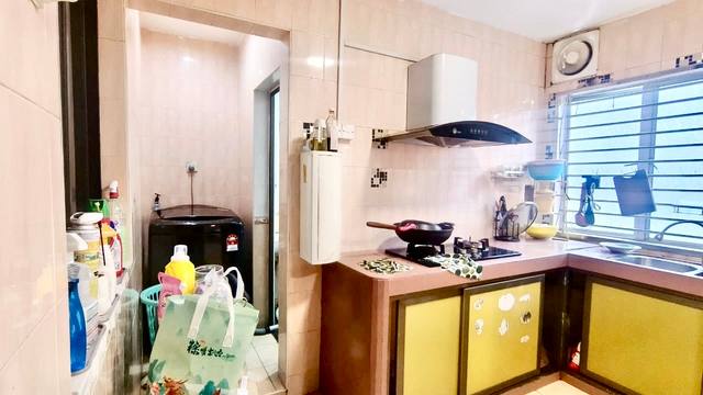 Ehsan Jaya - Double Storey Terrace / Renovated with Back Fully Extended  - Thumbnail 7
