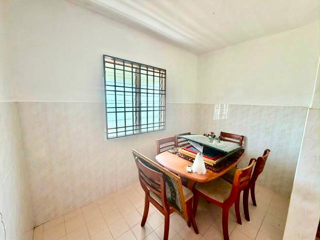 Ulu Tiram (Bukit Tiram) - Double Storey Terrace / Corner Lot Big Land / Basic Renovation - Thumbnail 7