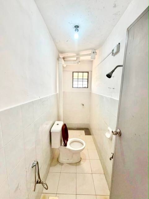 Ulu Tiram (Bukit Tiram) - Double Storey Terrace / Corner Lot Big Land / Basic Renovation - Thumbnail 10