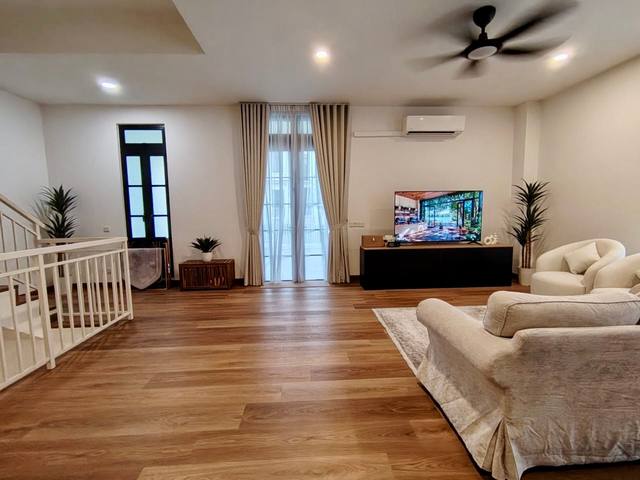 Eco Botanic (Laeken) - Double Storey Terrace / Large Sized Garden Home / Nicely Renovated Unit - Thumbnail 4