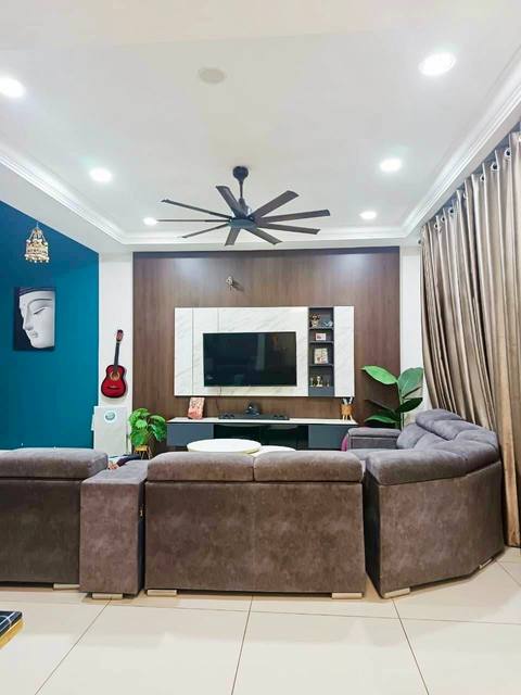 Taman Perling (Sutera Jingga) - Double Storey Superlink / Renovated Spacious Unit / Gated & Guarded