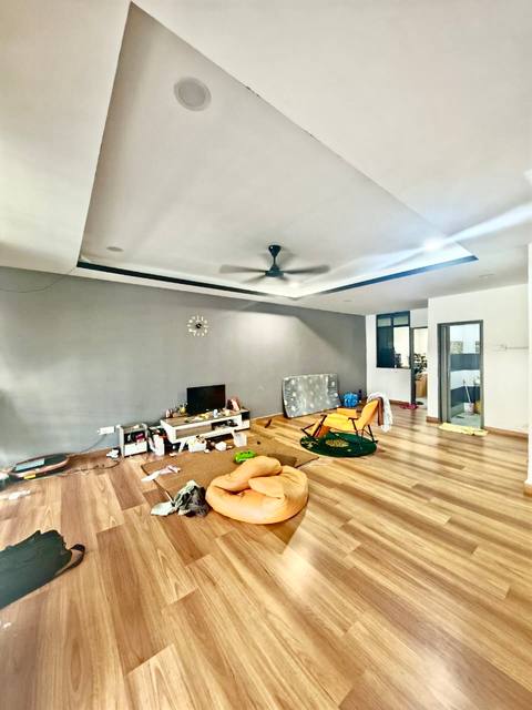 Megah Ria - Double Storey Terrace / Renovated & Partial Furnished / Near CIQ Highway - Thumbnail 2