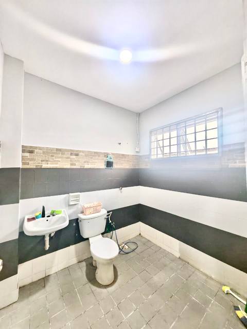 Megah Ria - Double Storey Terrace / Renovated & Partial Furnished / Near CIQ Highway - Thumbnail 13