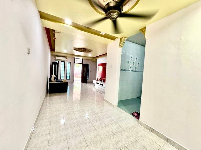 Mutiara Rini - Double Storey Terrace / Full Loan Unit / Renovated & Extended - Thumbnail 7