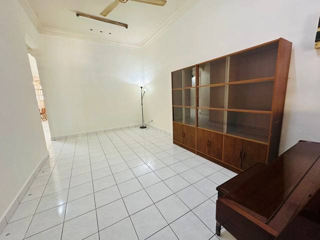 Taman Rinting - Single Storey Terrace / Specially Designed with Attic Floors - Thumbnail 2