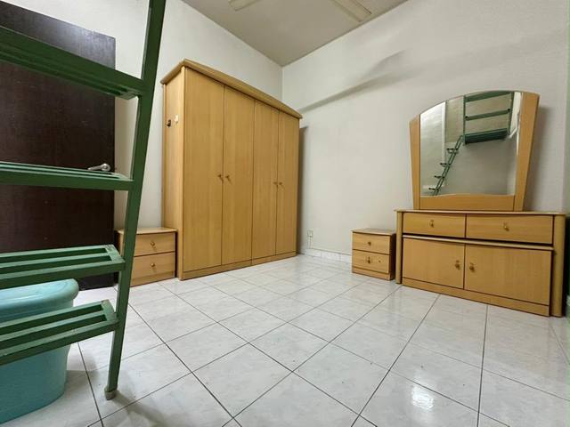 Taman Rinting - Single Storey Terrace / Specially Designed with Attic Floors - Thumbnail 7