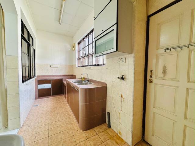 Taman Rinting - Single Storey Terrace / Specially Designed with Attic Floors - Thumbnail 12
