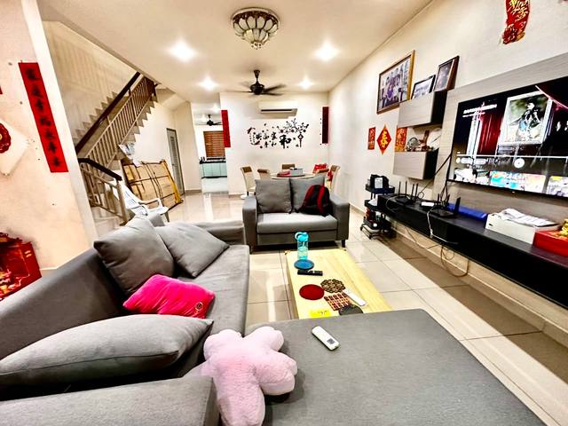 Bandar Dato Onn - Double Storey Terrace / Renovated & Extended / 90% Furnished Move In Condition - Thumbnail 2
