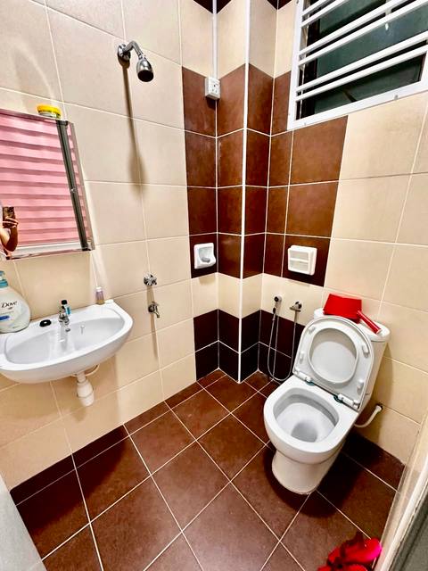 Bandar Dato Onn - Double Storey Terrace / Renovated & Extended / 90% Furnished Move In Condition - Thumbnail 11
