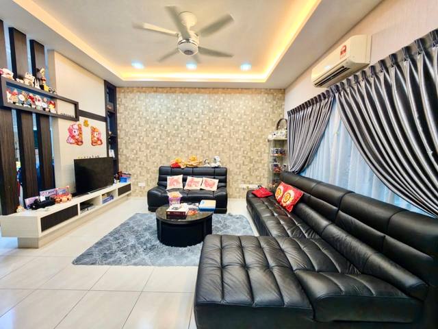 Nusa Sentral - Double Storey Terrace / Fully Renovated + 90% Furnishing / Gated & Guarded - Thumbnail 4