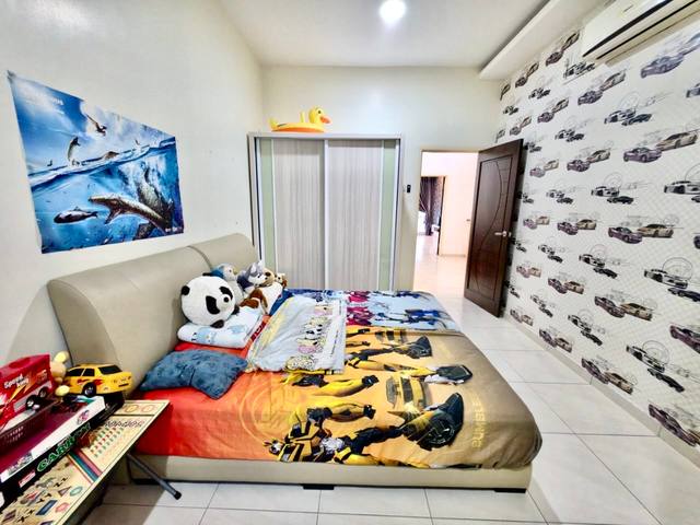 Nusa Sentral - Double Storey Terrace / Fully Renovated + 90% Furnishing / Gated & Guarded - Thumbnail 8