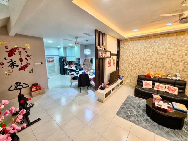 Nusa Sentral - Double Storey Terrace / Fully Renovated + 90% Furnishing / Gated & Guarded - Thumbnail 10