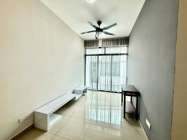 Skudai (Promenade) - Double Storey Cluster / Fully Renovated in Good Condition / Gated & Guarded - Thumbnail 7