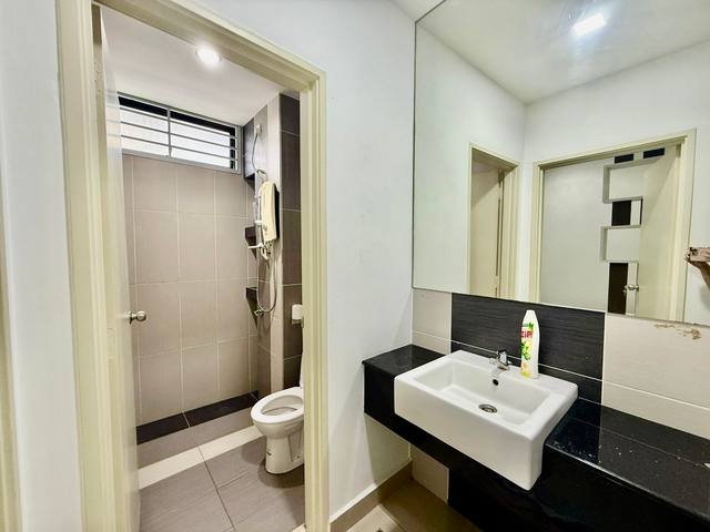 Skudai (Promenade) - Double Storey Cluster / Fully Renovated in Good Condition / Gated & Guarded - Thumbnail 12