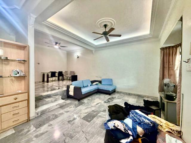Skudai (Tun Aminah) - Double Storey Terrace / Renovated & Extended / 3 mins to Tasek Central Mall