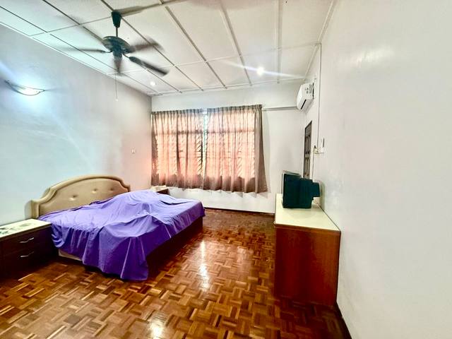 Skudai (Tun Aminah) - Double Storey Terrace / Renovated & Extended / 3 mins to Tasek Central Mall - Thumbnail 4