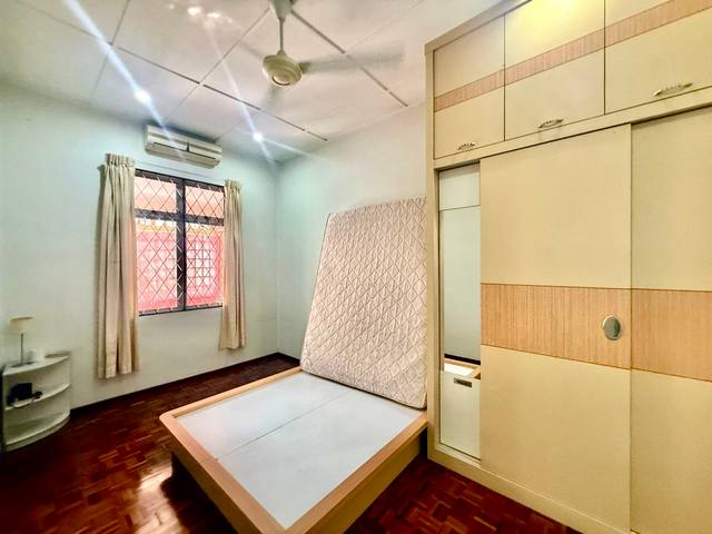 Skudai (Tun Aminah) - Double Storey Terrace / Renovated & Extended / 3 mins to Tasek Central Mall - Thumbnail 6