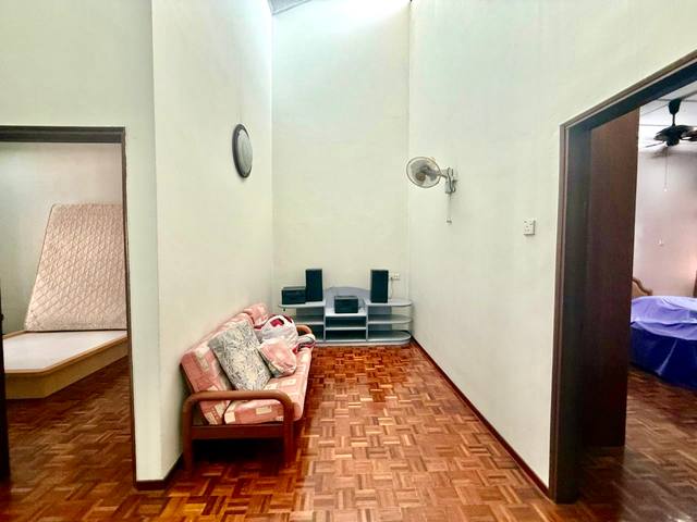 Skudai (Tun Aminah) - Double Storey Terrace / Renovated & Extended / 3 mins to Tasek Central Mall - Thumbnail 7