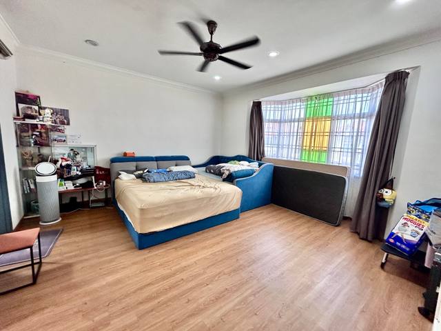 Impian Emas - Double Storey Terrace / Rare Big Unit in Good Condition / Renovated & Extended - Thumbnail 4