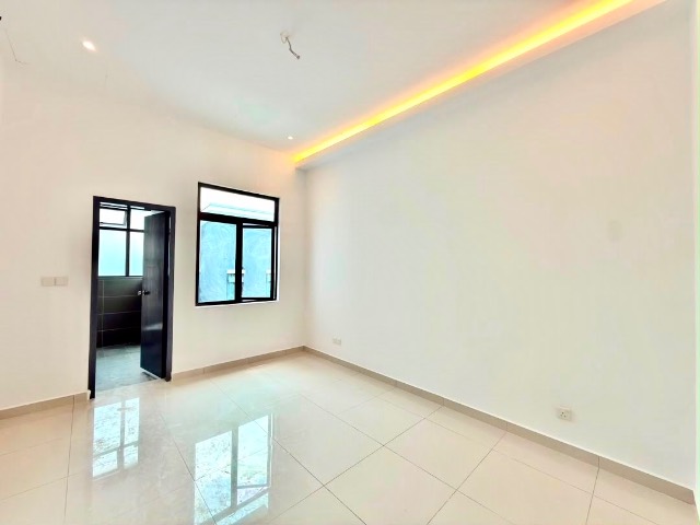Horizon Hills - Double Storey Terrace / Fully Extended Spacious Layout / Gated & Guarded - Thumbnail 8