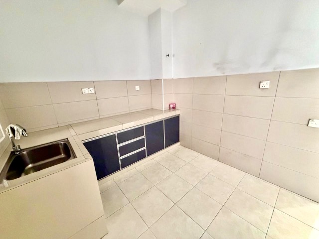 Setia Tropika (Licuala Garden) - Double Storey Terrace / Original Condition / Nearby Shops & Highway - Thumbnail 11