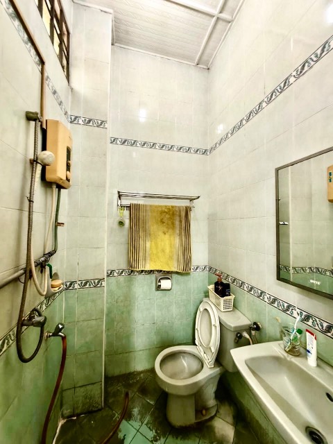 Desa Cemerlang - Double Storey Terrace / Renovated with Kitchen Extended / Gated & Guarded - Thumbnail 11