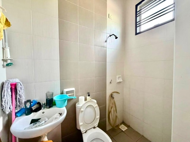 Nusa Sentral - Double Storey Terrace / Fully Renovated Unit / Nearby Tuas 2ndLink - Thumbnail 10