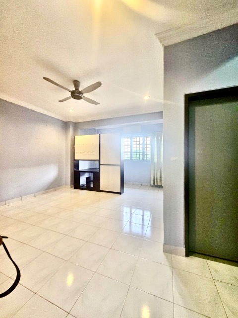 Desa Tebrau - Double Storey Terrace / Renovated Unit / 10mins to AEON Tebrau - Thumbnail 3
