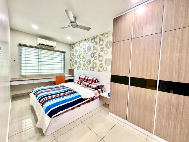 Seri Austin (Lakeview) - Double Storey Terrace / Fully Renovated & Furnished / Unblock View - Thumbnail 7