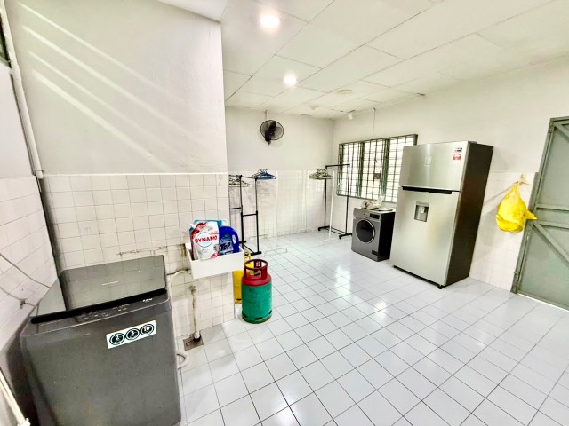 Johor Jaya - Double Storey Terrace / Good Condition / Unblock View - 缩略图 9