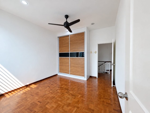 Impian Emas - Double Storey Terrace / Large Size & Built Up / Fully Renovated Unit - Thumbnail 6