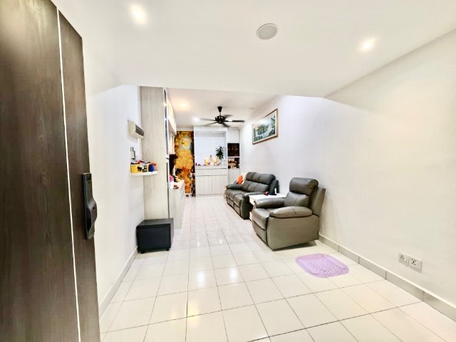 Permas Jaya - Single Storey Terrace House / Fully Renovated Unit / Good Condition - Thumbnail 3