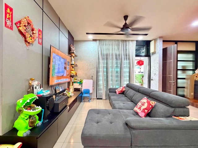 Bandar Seri Alam (Citrine Residenz) - Double Storey Terrace / Fully Renovated in Good Condition / 24hr Security