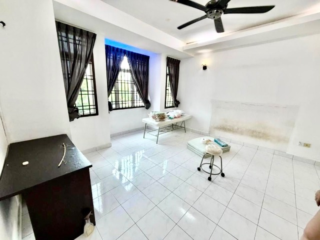 Seri Orkid - Double Storey Terrace / Renovated & Extended / Unblock View - Thumbnail 3