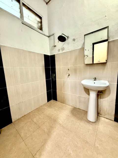 Tun Aminah - Single Storey Terrace / Renovated & Kitchen Extended / Unblock View - Thumbnail 10