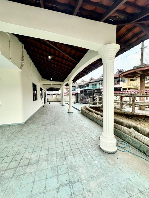 Taman Sri Skudai - Double Storey Terrace Corner Lot / Rare Full Loan Unit / Fully Extended Unit - Thumbnail 16