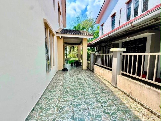 Nusa Idaman - Double Storey End Lot / Renovated & Extended / Well Maintained  - Thumbnail 17
