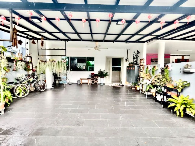 Bukit Indah (Avenue 8) - Double Storey Terrace / Fully Renovated & Extended / Move In Condition