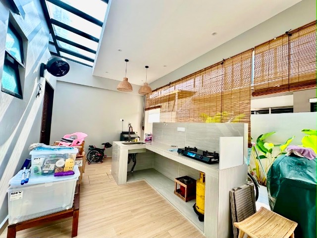 Dato Onn (Perjiranan 9) - Double Storey Semi Detached / Luxury Design & Fully Renovated / Tip Top Condition - Thumbnail 14
