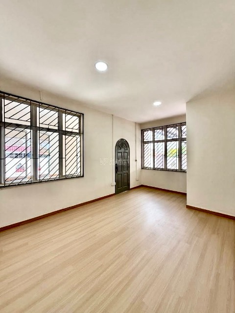 Taman Daya - Single Storey Terrace / Corner Lot with Big Land / Renovated & Extended Unit - Gambar kecil 4