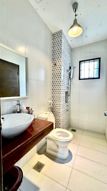Nusa Idaman (Precinct 7) - Double Storey Terrace / Nicely Renovated & Well Maintained Unit - Thumbnail 13