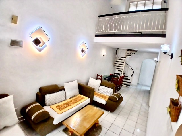 Taman Molek - 1.5 Storey Terrace / Basic Renovation / Matured Area & Nearby Town