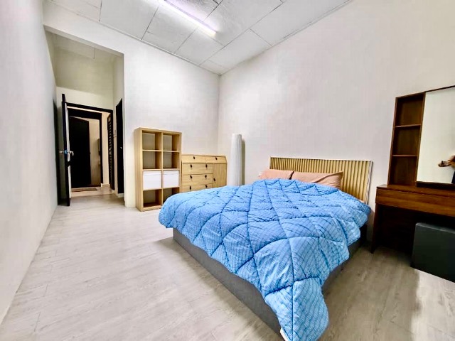 Taman Daya - Single Storey Terrace / Renovated with Kitchen Extension / Nearby Setia Indah & Mount Austin - Gambar kecil 3