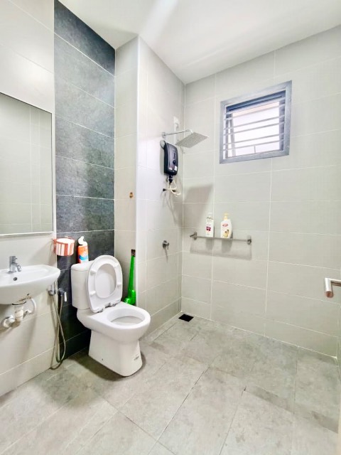 Crest Austin (Glenmarie) - Double Storey Cluster / Renovated Unit with Unblock View / Gated & Guarded - Thumbnail 15