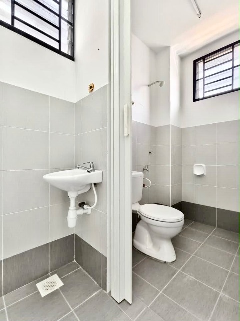 Pulai Indah (Laman Indah) - Double Storey RMMJ / Original Condition / Vacant Unit  - Thumbnail 14