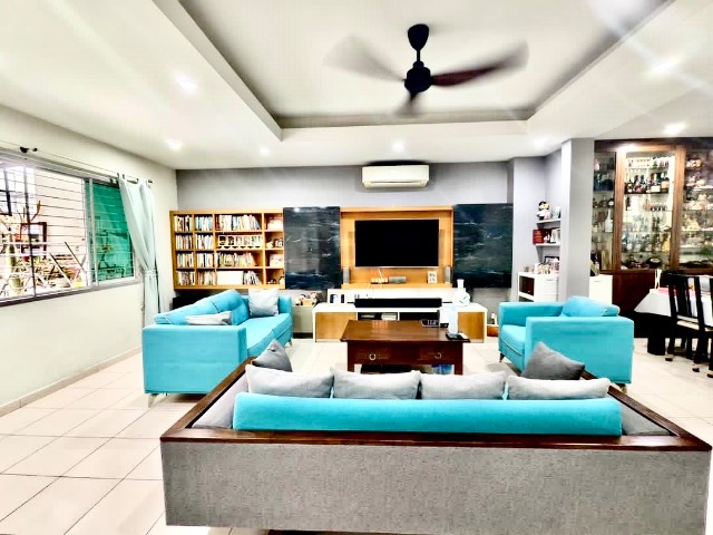 Bukit Indah (Avenue 8) - Double Storey Terrace / Fully Renovated & Extended / Move In Condition - Thumbnail 3