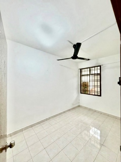 Nusa Bestari - Double Storey Terrace / Unblock View / Simple Renovation - Thumbnail 8