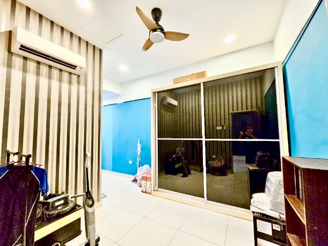 Bandar Dato Onn - Double Storey Terrace / Renovated & Extended with MBJB Approval / Gated & Guarded - Thumbnail 4