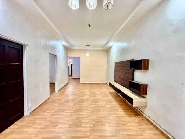 Tun Aminah - Single Storey Terrace / Renovated & Kitchen Extended / Unblock View - Thumbnail 1